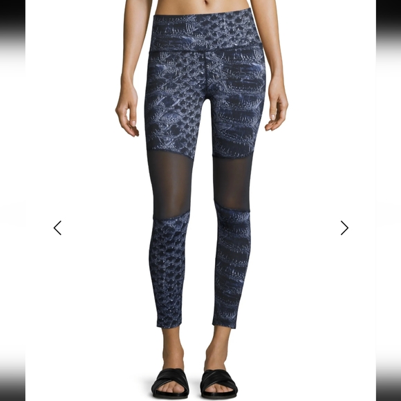 Varley ladies size xs leggings - Picture 6 of 6